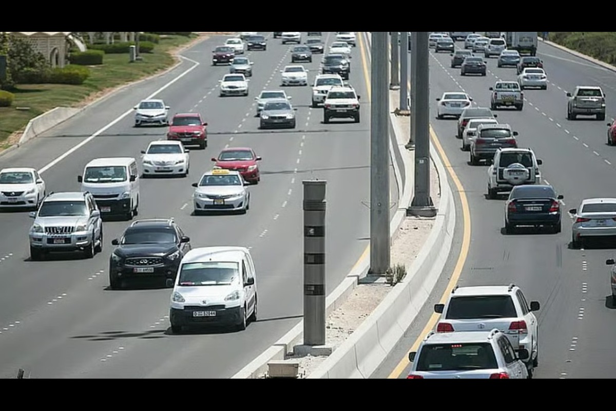 യുഎഇയിൽ ദേശീയ ദിന സമ്മാനം: വാഹന പിഴയിൽ 40% ഇളവ്; ഇത്തരം നിയമലംഘനങ്ങൾക്ക് ഇളവില്ല