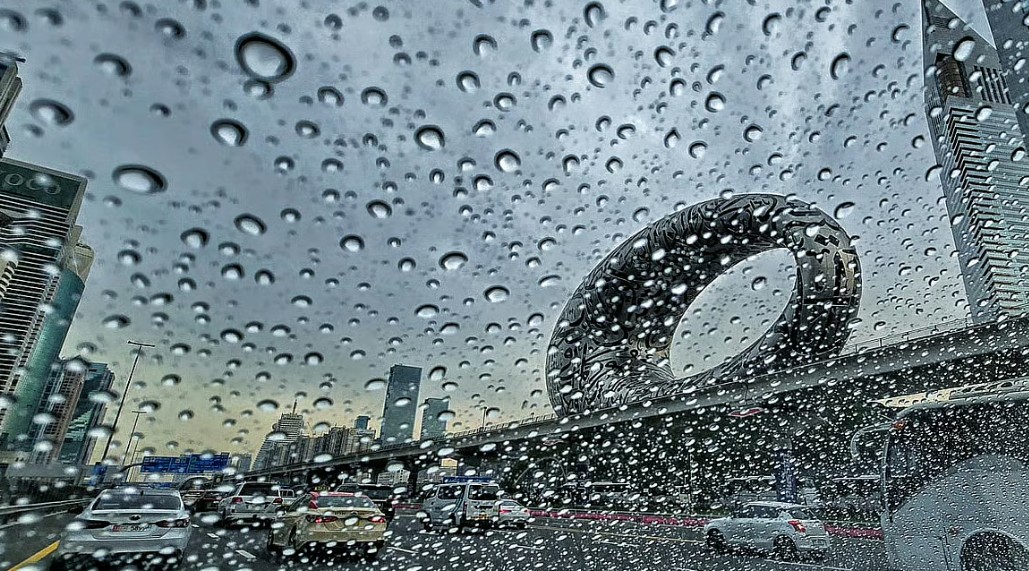 യുഎഇ ദേശീയ ദിനത്തിലെ കാലാവസ്ഥ പ്രവചനം ഇങ്ങനെ!; കുടുംബത്തോടൊപ്പം പുറത്തിറങ്ങാൻ പറ്റിയ സമയം അറിയാം