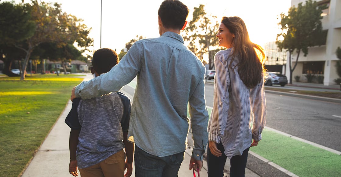 അനാഥ കുരുന്നുകളുടെ സംരക്ഷണം വിദേശി കുടുംബങ്ങൾക്കും ഏറ്റെടുക്കാം; യുഎഇയിൽ പുതിയ നിയമം