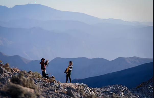 യുഎഇയിൽ തണുപ്പ് കുറയുന്നു; വരും ദിവസങ്ങളിൽ താപനില ഉയരും,മഴയ്ക്ക് സാധ്യത