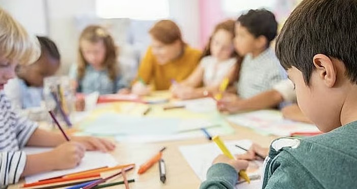 യുഎഇ സ്‌കൂൾ പ്രവേശന പ്രായപരിധിയിൽ മാറ്റം: ഏപ്രിലിൽ അധ്യയന വർഷം തുടങ്ങുന്ന സ്‌കൂളുകളെ ബാധിക്കുമോ?