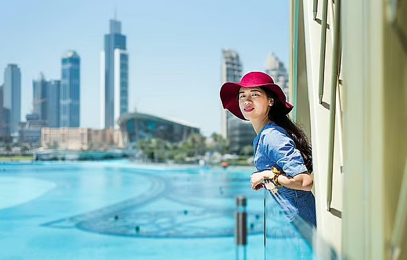 പെൺകരുത്തിൽ യുഎഇ വിനോദസഞ്ചാരം; വിസ അപേക്ഷകരിൽ പകുതിയോളം സ്ത്രീകൾ, സുരക്ഷിതയാത്രയിൽ ലോകത്തിന് മാതൃക!