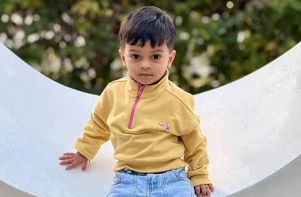 “മകൻ ഇനി വരില്ലല്ലോ, ആരെ ശിക്ഷിച്ചിട്ടെന്ത്?”; ഡ്രൈവർക്ക് മാപ്പുനൽകി യുഎഇയിൽ കാറിടിച്ച് മരിച്ച കുഞ്ഞിന്റെ മാതാപിതാക്കൾ